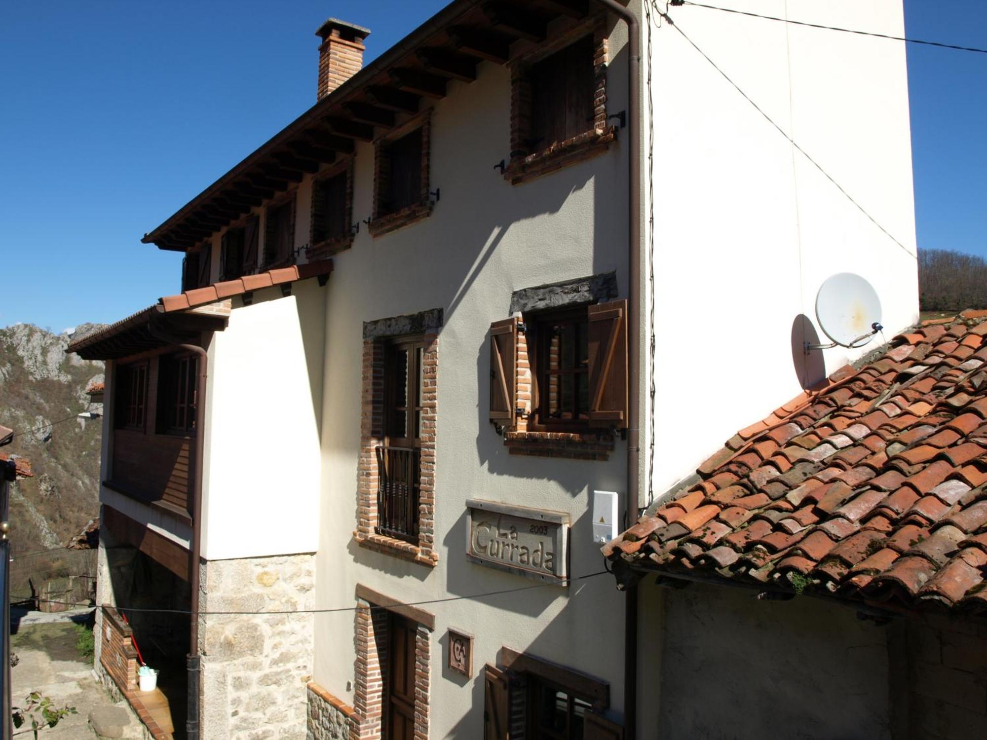 Vila La Currada Taranes Pokoj fotografie